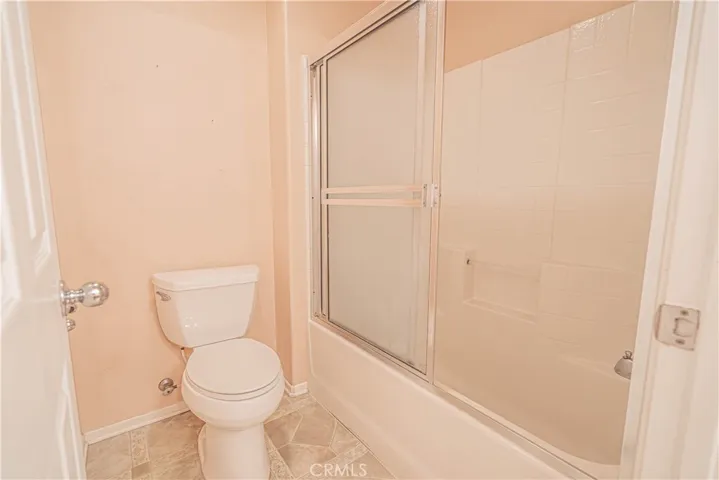 21174 Lone Star Way, Saugus, California 91390