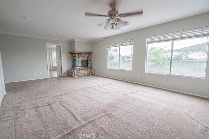 21174 Lone Star Way, Saugus, California 91390
