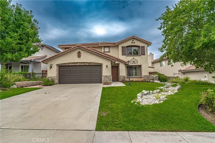 21174 Lone Star Way, Saugus, California 91390