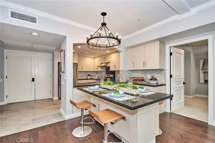 1598 Long Beach Boulevard Unit 205, Long Beach, California 90813