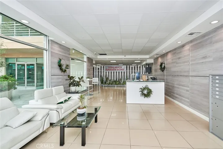 1598 Long Beach Boulevard Unit 205, Long Beach, California 90813