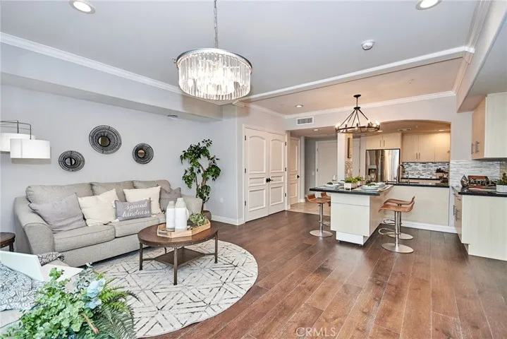 1598 Long Beach Boulevard Unit 205, Long Beach, California 90813