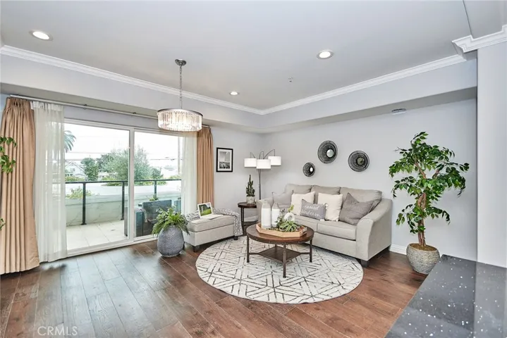 1598 Long Beach Boulevard Unit 205, Long Beach, California 90813