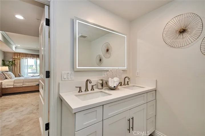 1598 Long Beach Boulevard Unit 205, Long Beach, California 90813
