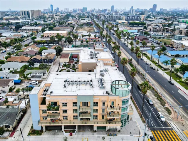 1598 Long Beach Boulevard Unit 205, Long Beach, California 90813