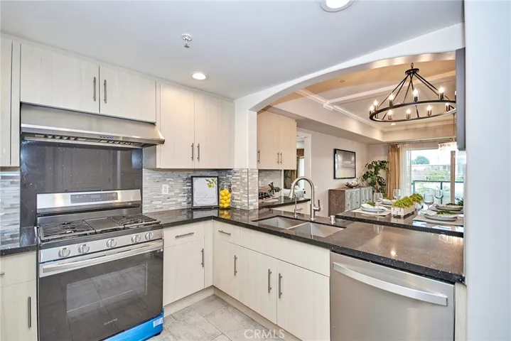 1598 Long Beach Boulevard Unit 205, Long Beach, California 90813
