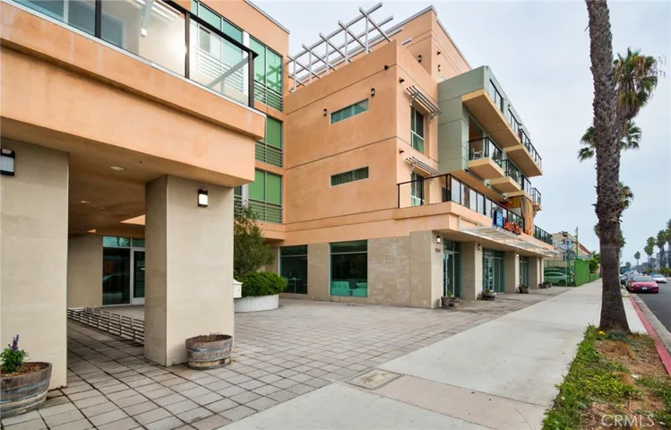 1598 Long Beach Boulevard Unit 205, Long Beach, California 90813
