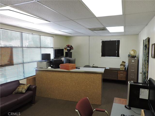 230 E Pomona Avenue, Monrovia, California 91016