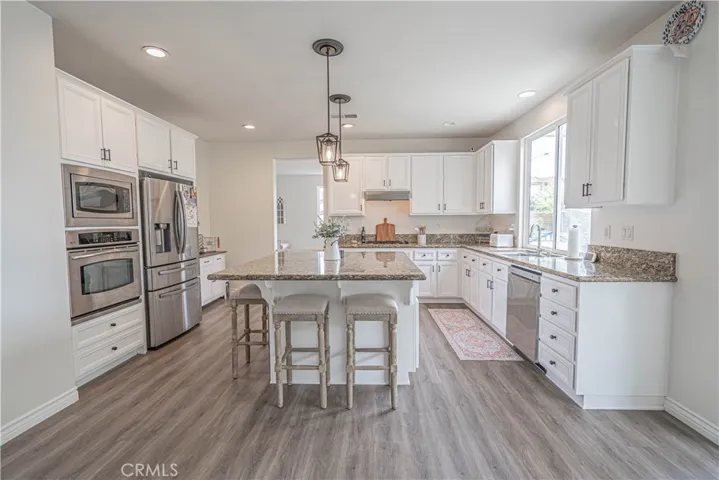 39603 Meadow View Circle, Temecula, California 92591
