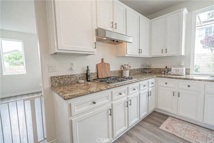 39603 Meadow View Circle, Temecula, California 92591