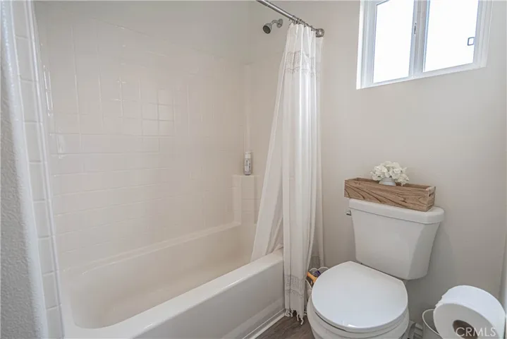 39603 Meadow View Circle, Temecula, California 92591