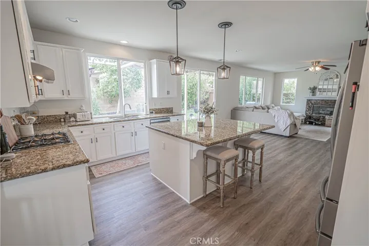 39603 Meadow View Circle, Temecula, California 92591