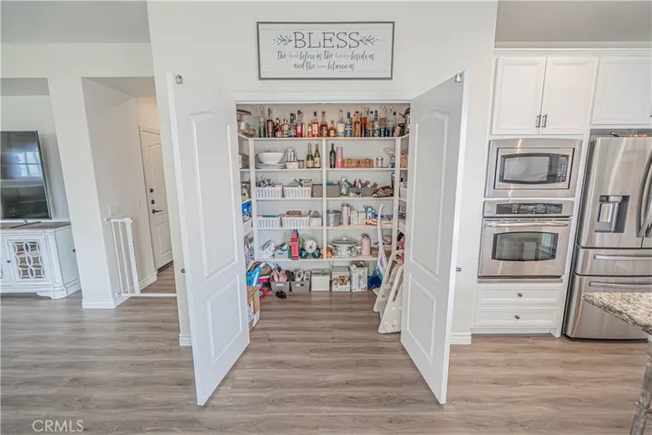 39603 Meadow View Circle, Temecula, California 92591
