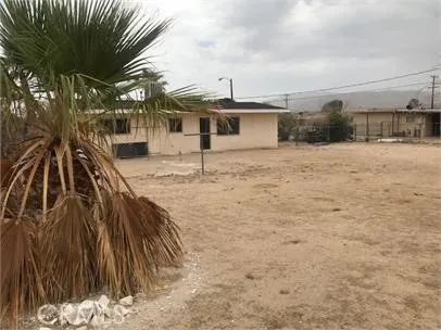 5838 Wainwright Avenue, 29 Palms, California 92277