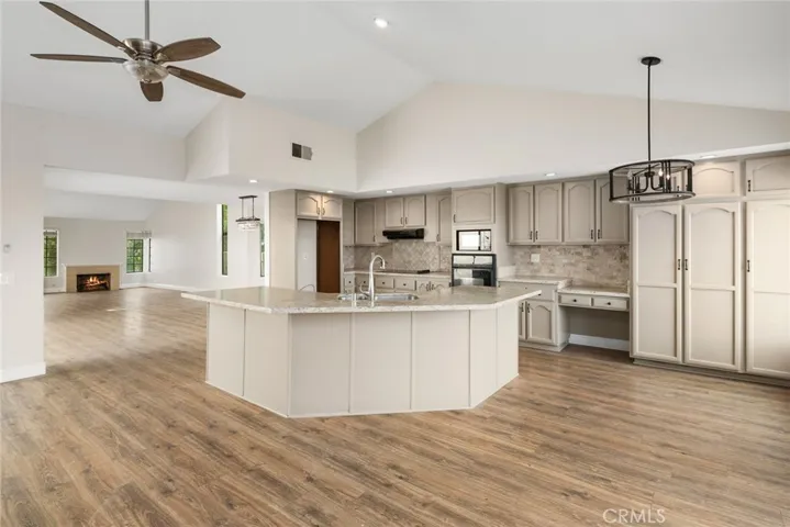 2282 N Rockridge Place, Orange, California 92867