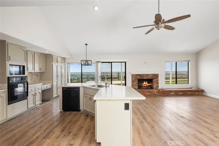 2282 N Rockridge Place, Orange, California 92867