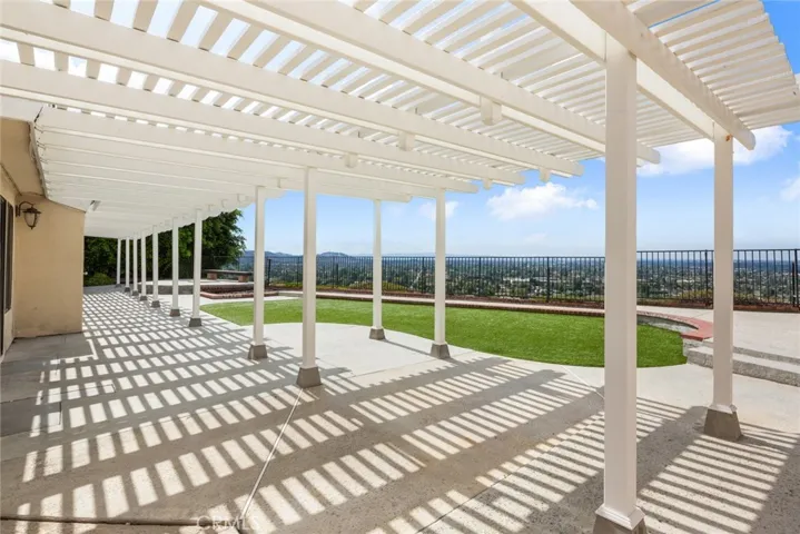 2282 N Rockridge Place, Orange, California 92867