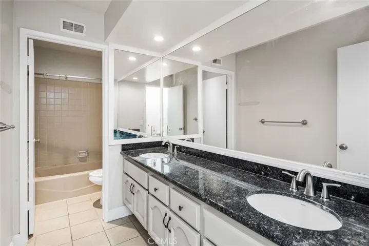 2282 N Rockridge Place, Orange, California 92867