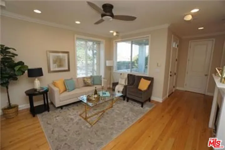 1208 Tennyson Street Unit 1, Manhattan Beach, California 90266
