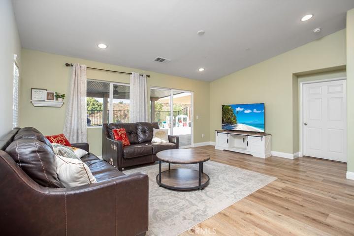 36252 Straightaway Drive, Beaumont, California 92223