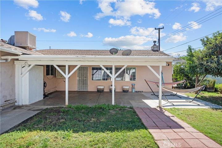 6710 Yucca Avenue, Rialto, California 92376