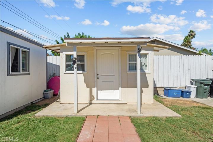 6710 Yucca Avenue, Rialto, California 92376