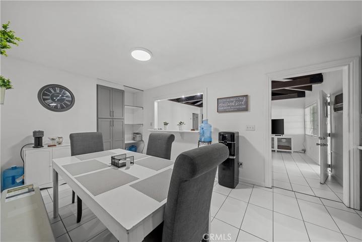 6710 Yucca Avenue, Rialto, California 92376