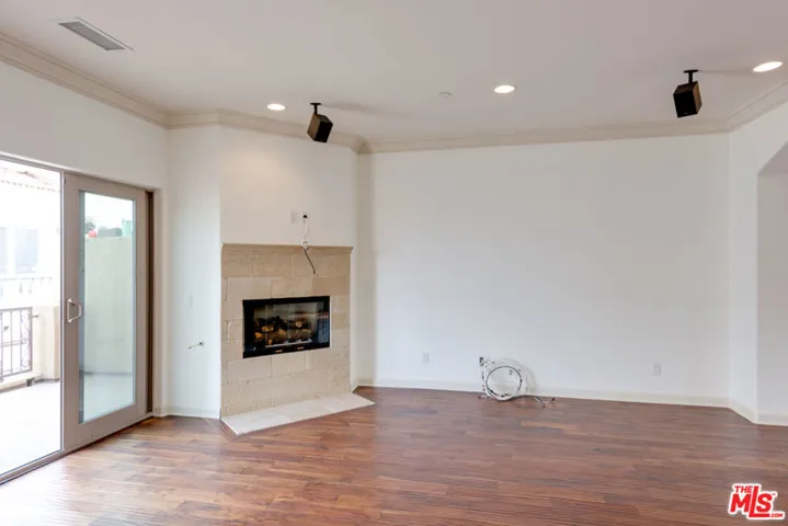 1457 12th Street Unit C, Manhattan Beach, California 90266