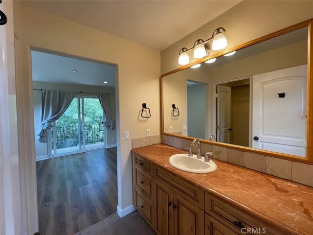 2677 Bath