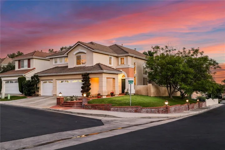 2 Saint Pierre, Rancho Santa Margarita, California 92679