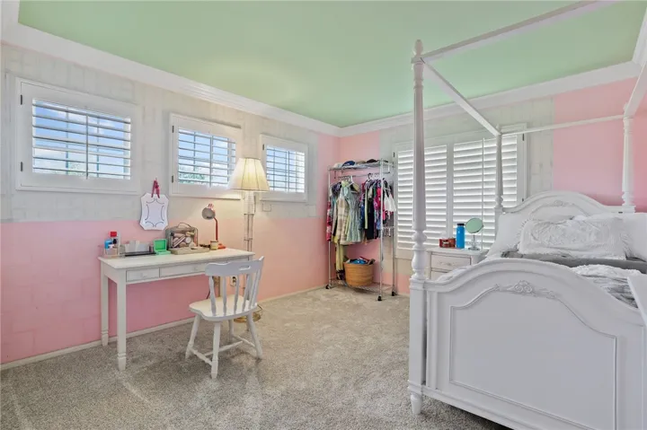 2 Saint Pierre, Rancho Santa Margarita, California 92679