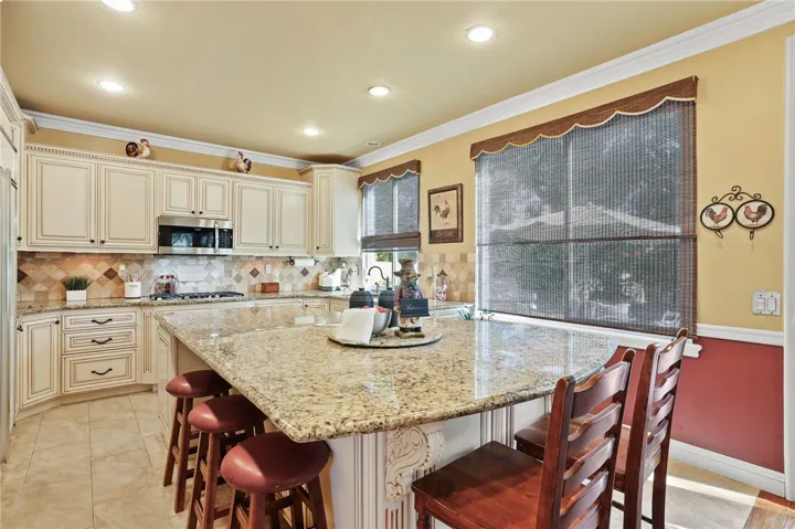 2 Saint Pierre, Rancho Santa Margarita, California 92679
