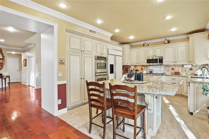2 Saint Pierre, Rancho Santa Margarita, California 92679