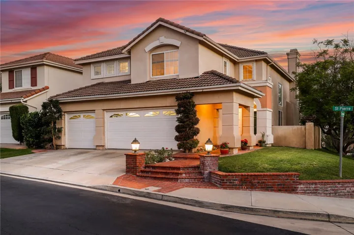 2 Saint Pierre, Rancho Santa Margarita, California 92679