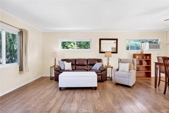 8970 Foothill Boulevard, Sunland, California 91040