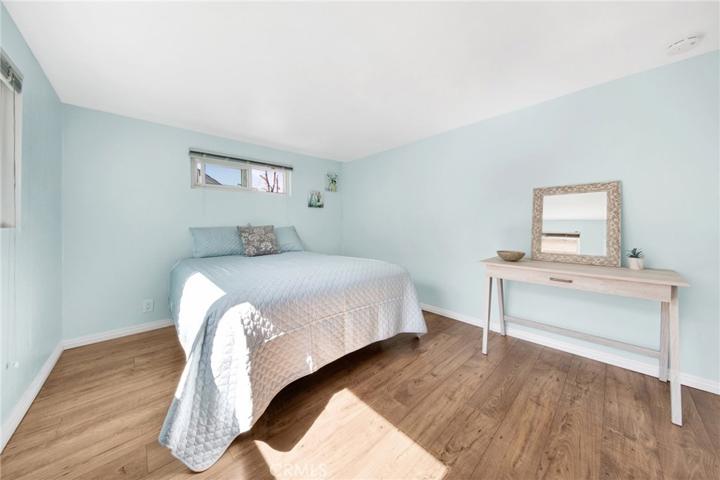 8970 Foothill Boulevard, Sunland, California 91040