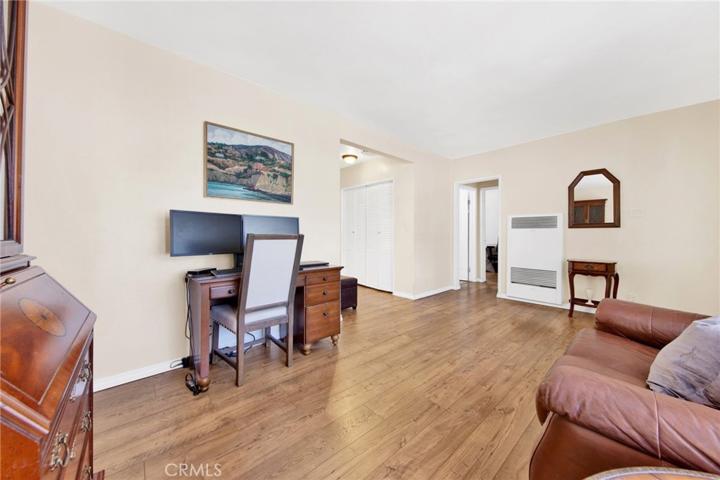 8970 Foothill Boulevard, Sunland, California 91040