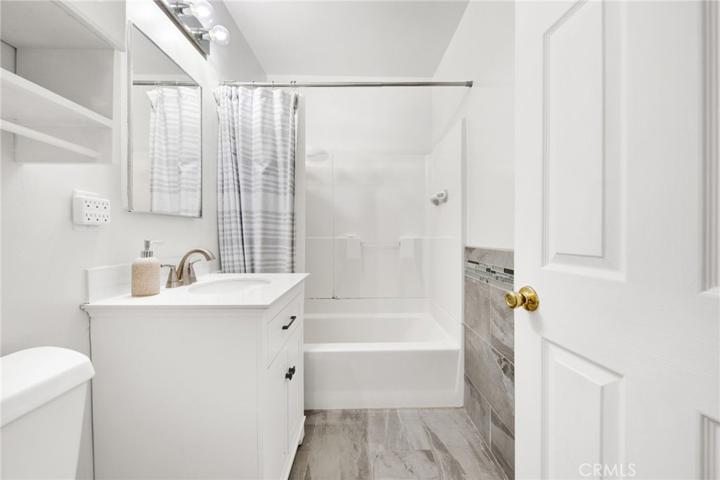 8970 Foothill Boulevard, Sunland, California 91040