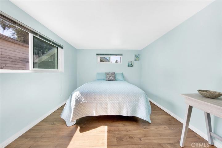 8970 Foothill Boulevard, Sunland, California 91040