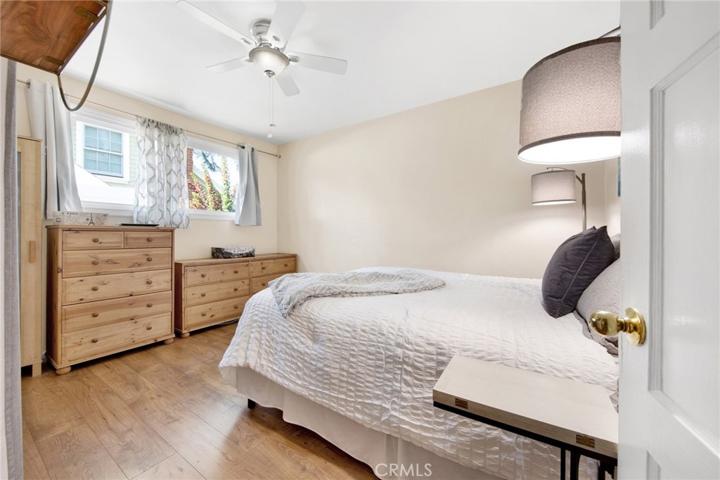8970 Foothill Boulevard, Sunland, California 91040
