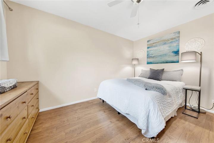8970 Foothill Boulevard, Sunland, California 91040