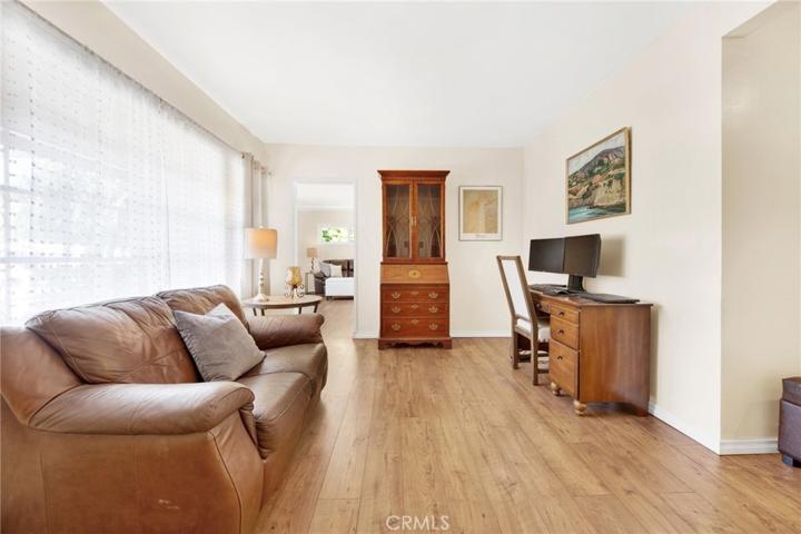 8970 Foothill Boulevard, Sunland, California 91040