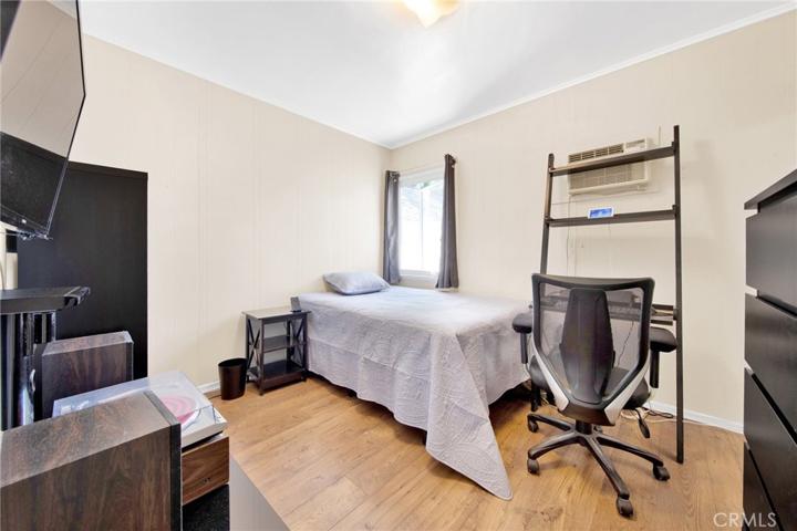 8970 Foothill Boulevard, Sunland, California 91040