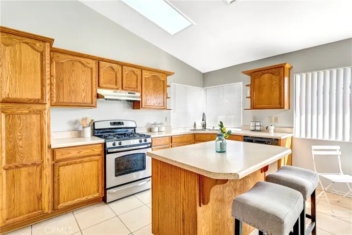 14221 Piedmont Drive, Victorville, California 92392