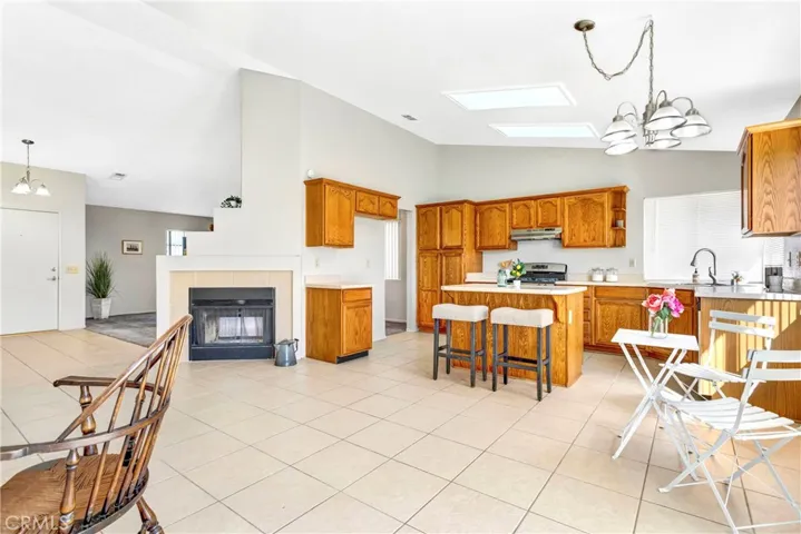 14221 Piedmont Drive, Victorville, California 92392