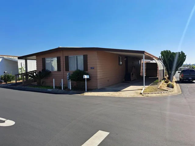 1010 E Bobier Dr. 197 197, Vista, California 92084