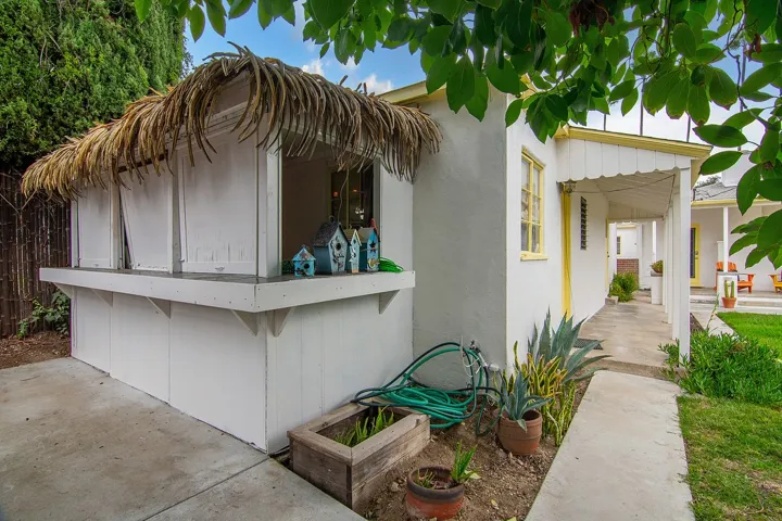 1549 Western Avenue, Glendale, California 91201