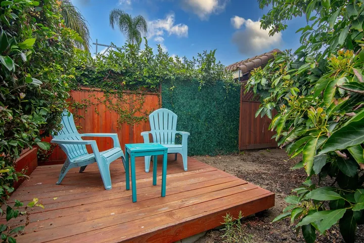 1549 Western Avenue, Glendale, California 91201