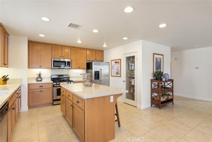 30321 Dapple Gray Way, Menifee, California 92584
