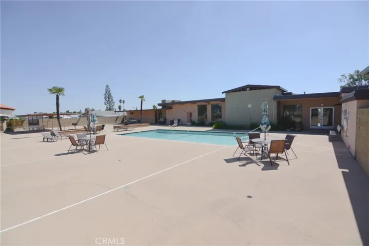 Clubhouse Pool
